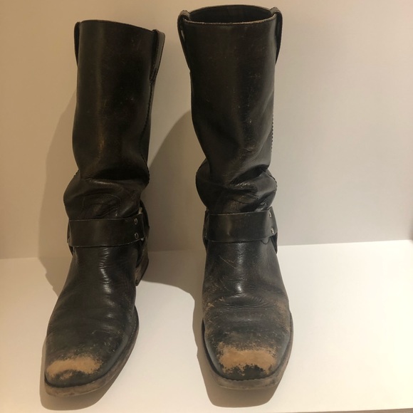 Women’s Frye Boots - Picture 1 of 8